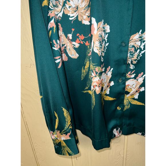 Faux Silk Large Blouse Button Front Top G by Giuliana HSN Green Floral Drape - Picture 3 of 8